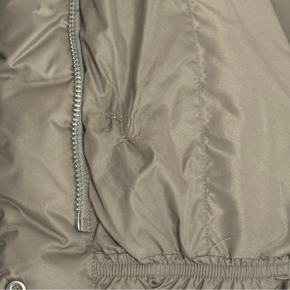 H&M olive green oversized puffer size M - Picture 8 of 8